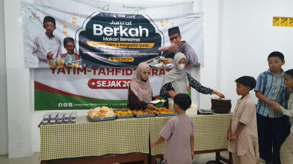 Jum'at Berkah Makan Bersama Anak-Anak Yatim dan Penghafal Quran LKSA Al Hilal
