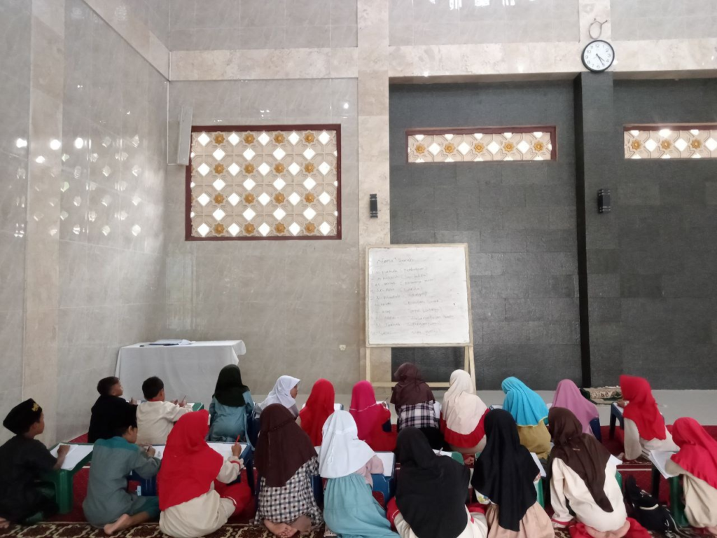 Semangat Mengaji dan Menghafal Quran, Prestasi Anak-Anak LKSA Al Hilal yang Menginspirasi!