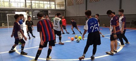 Bismillah, Ikhtiar Sehat! Ekstrakurikuler Futsal Kembali Dilaksanakan Anak-Anak LKSA Al Hilal