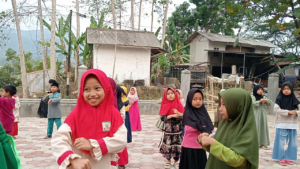 Jumat Ceria! Gerakan Sehat Dalam Senam Bersama Anak-Anak LKSA Al Hilal! Jumat Ceria! Gerakan Sehat Dalam Senam Bersama Anak-Anak LKSA Al Hilal!