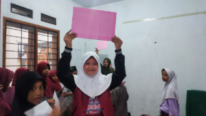 Mewarnai Lagi! Yuk Intip Rutinitas Belajar Anak-Anak LKSA Al Hilal Mewarnai Lagi! Yuk Intip Rutinitas Belajar Anak-Anak LKSA Al Hilal