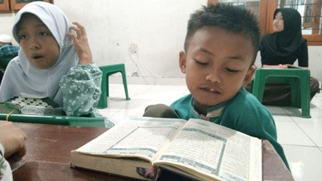 Potret Giat Belajar dan Mengaji Anak-Anak LKSA Al Hilal