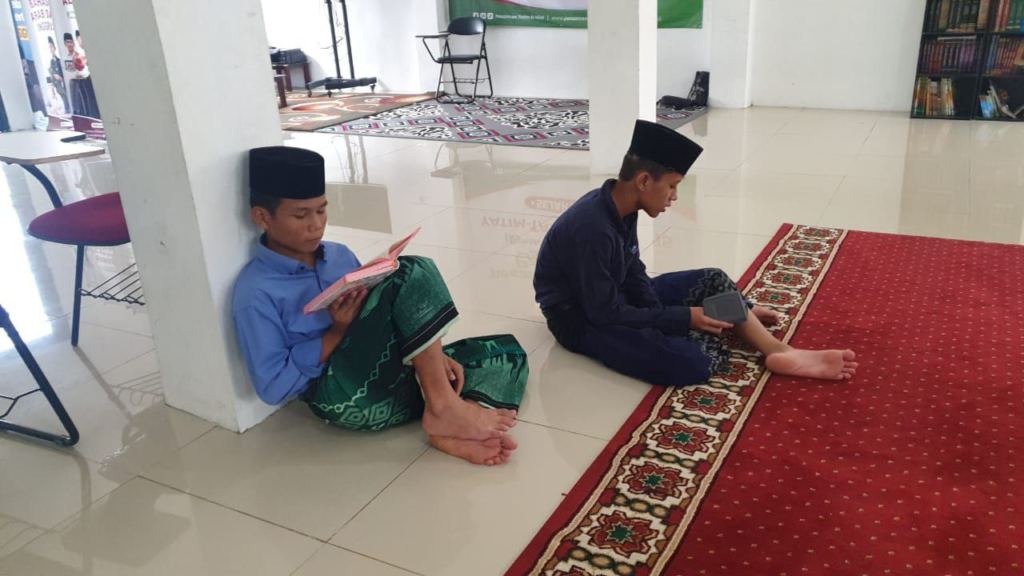 Kompilasi Kegiatan Anak-Anak LKSA Al Hilal Malam Jumat Pekan Ini