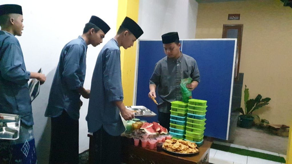 Anak-Anak LKSA Al Hilal Turut Menunaikan Ibadah Puasa Sunnah