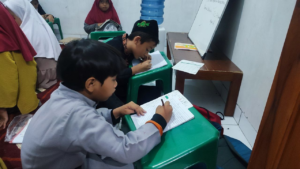 Tasmi Al Quran Setengah Juz Per Kelas Dalam Rutinitas Belajar Anak-Anak LKSA Al Hilal Tasmi Al Quran Setengah Juz Per Kelas Dalam Rutinitas Belajar Anak-Anak LKSA Al Hilal