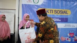 Pekan Berbagi Akhir Tahun LKSA Al Hilal Gelar “Bakti Sosial Pemeriksaan Kesehatan Gratis” Pekan Berbagi Akhir Tahun LKSA Al Hilal Gelar “Bakti Sosial Pemeriksaan Kesehatan Gratis”