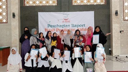 Pembagian Raport Semester Ganjil LKSA Al Hilal Telah Dilaksanakan
