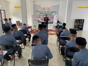 Perdana! Pembagian Raport Semester Ganjil LKSA Al Hilal Jenjang SMA Telah Dilaksanakan