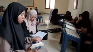 Anak LKSA Al Hilal Persiapkan Diri Menjelang Wisuda Tahfidz dan Ujian Akhir Semester