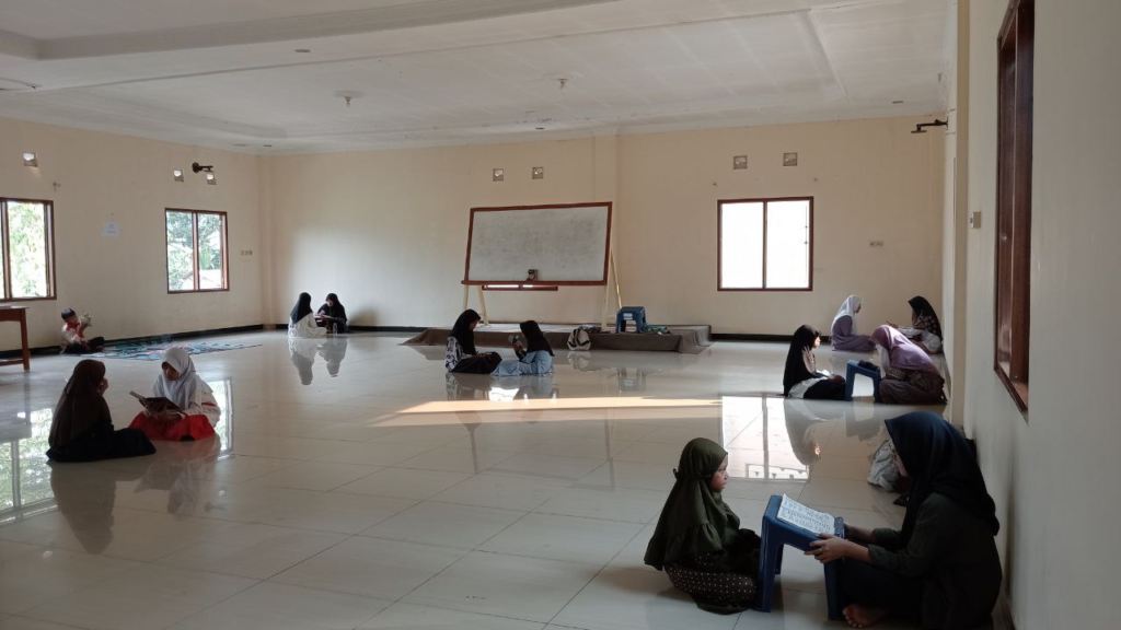 Semakin Istiqomah! Inilah Suasana Tasmi Al Quran Wisudawan LKSA Al Hilal