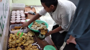 Buka Puasa Bersama Anak Yatim dan Penghafal Quran LKSA Al Hilal se-Jawa Barat Kembali Berjalan Buka Puasa Bersama Anak Yatim dan Penghafal Quran LKSA Al Hilal se-Jawa Barat Kembali Berjalan