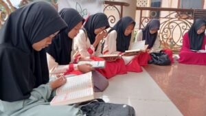 Dari Terbit Fajar Sampai Terbenam Matahari! Inilah Semangat Belajar dan Mengaji Anak LKSA Al Hilal