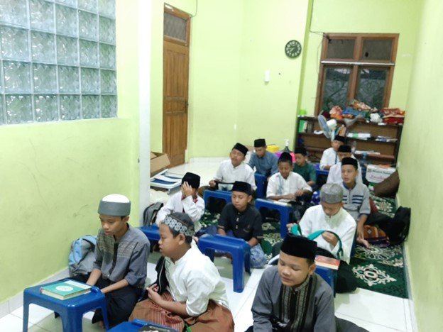 Memperdalam Ilmu Tajwid dan Irama Seni Baca Al-Quran Bersama Anak-Anak LKSA Al Hilal Gegerkalong
