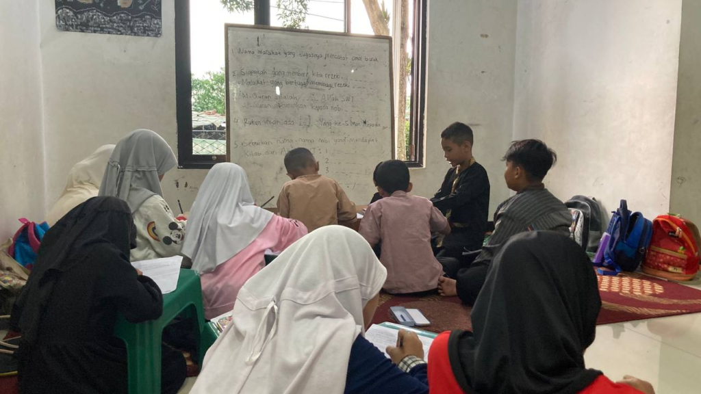 Kangen Sama Anak LKSA Al Hilal Cipadung? Sahabat Al Hilal, Yuk Intip Kegiatan Belajar dan Mengaji Mereka
