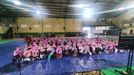 Majelis Taklim Al Hilal Cimahi Tengah Sesi II Bersama Pendiri Sekaligus Pimpinan Pesantren Al Hilal Telah Dilaksanakan