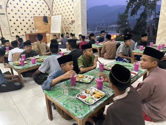 Pekan Belajar Dimulai! Inilah Kegiatan Anak Yatim dan Penghafal Quran di Pondok Al Hilal 1 Cililin