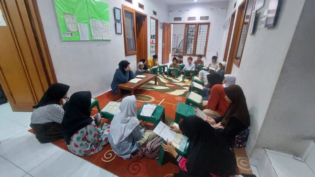 Rutinitas Para Penghafal Quran LKSA Al Hilal Cipadung Wetan Kembali Berjalan