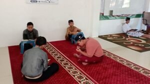 Al Quran Menjadi Kebutuhan Dasar Anak-Anak Yatim dan Tahfidz LKSA Al Hilal Panyileukan Al Quran Menjadi Kebutuhan Dasar Anak-Anak Yatim dan Tahfidz LKSA Al Hilal Panyileukan