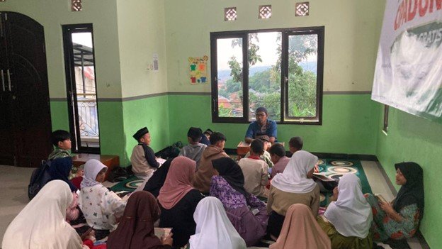 Kegiatan Tahsin Tahfidz Subuh dan Sore Anak LKSA Al Hilal Cipadung