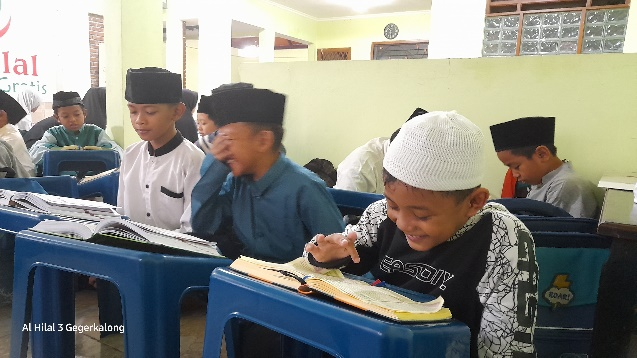 Pesantren Al Hilal 3 Gegerkalong Terus Semangat dalam Kegiatan Ramadhan di Hari ke-14