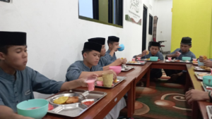 Anak Yatim Penghafal Quran LKSA Al Hilal Panyileukan Kembali Tunaikan Amalan Sunnah