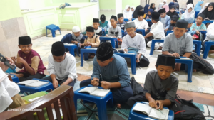 Anak Yatim dan Penghafal Quran LKSA Al Hilal Gegerkalong Istiqomah Ikuti Giat Subuh Mengaji dan Tahfidz Fajar