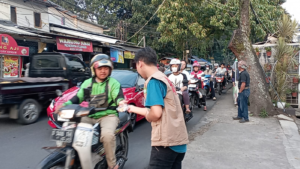 Tetap Istiqomah! Takjil Gratis Kembali Disalurkan LAZISWAF LKSA Al Hilal