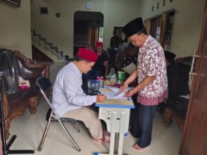 Ikrar dan Penandatanganan Sertifikat Wakaf Tanah Proyek Pembangunan Masjid LKSA Yatim Tahfidz Al Hilal