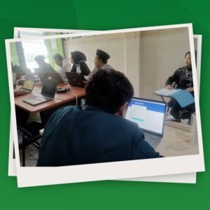 Inilah Suasana Ketika Siswa-Siswi PKBM Al Hilal Tengah Mengikuti Ujian Kesetaraan Paket C