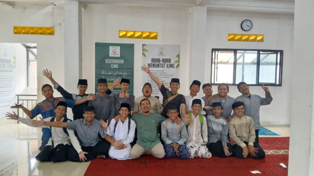 Motivasi dan Pengarahan untuk Anak-Anak LKSA Al Hilal Panyileukan