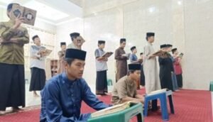 Anak-Anak LKSA Al Hilal Cililin Memperdalam Hafalan Al Quran Melalui Murojaah Jama'i Anak-Anak LKSA Al Hilal Cililin Memperdalam Hafalan Al Quran Melalui Murojaah Jama'i