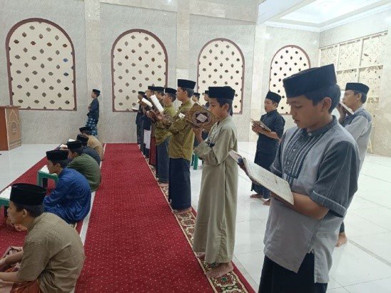 Anak-Anak LKSA Al Hilal Cililin Memperdalam Hafalan Al Quran Melalui Murojaah Jama'i