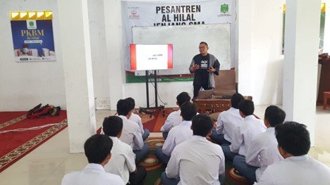 Anak Yatim LKSA Al Hilal Panyileukan Ikuti Pelatihan “Public speaking & Body Language”