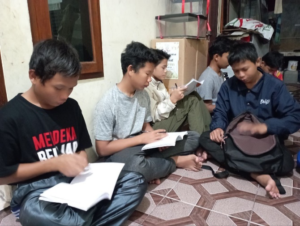 Mau Tahu Kegiatan Anak-Anak LKSA Al Hilal Panyileukan di Hari Terakhir Pelaksanaan Ujian?
