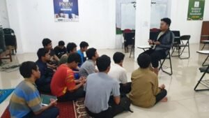Pengarahan dan Belajar Malam Anak-Anak LKSA Al Hilal Panyileukan Pengarahan dan Belajar Malam Anak-Anak LKSA Al Hilal Panyileukan