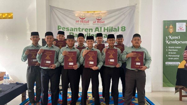 Suasana Pembagian Raport Anak-Anak LKSA Al Hilal Panyileukan