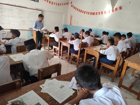 Ujian Akhir Semester Kelas 7 dan 8 LKSA Al Hilal Cililin Masih Terus Berjalan!