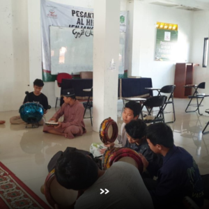 Usai Ujian Akhir Semester Anak-Anak LKSA Al Hilal Panyileukan Kembali Aktif Dalam Ekstrakurikuler Hadroh! Usai Ujian Akhir Semester Anak-Anak LKSA Al Hilal Panyileukan Kembali Aktif Dalam Ekstrakurikuler Hadroh!