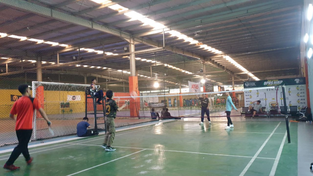 Mengisi Waktu Luang dengan Olahraga! Anak-Anak LKSA Al Hilal 3 Cipadung Kembali Ikuti Ekstrakurikuler Badminton!