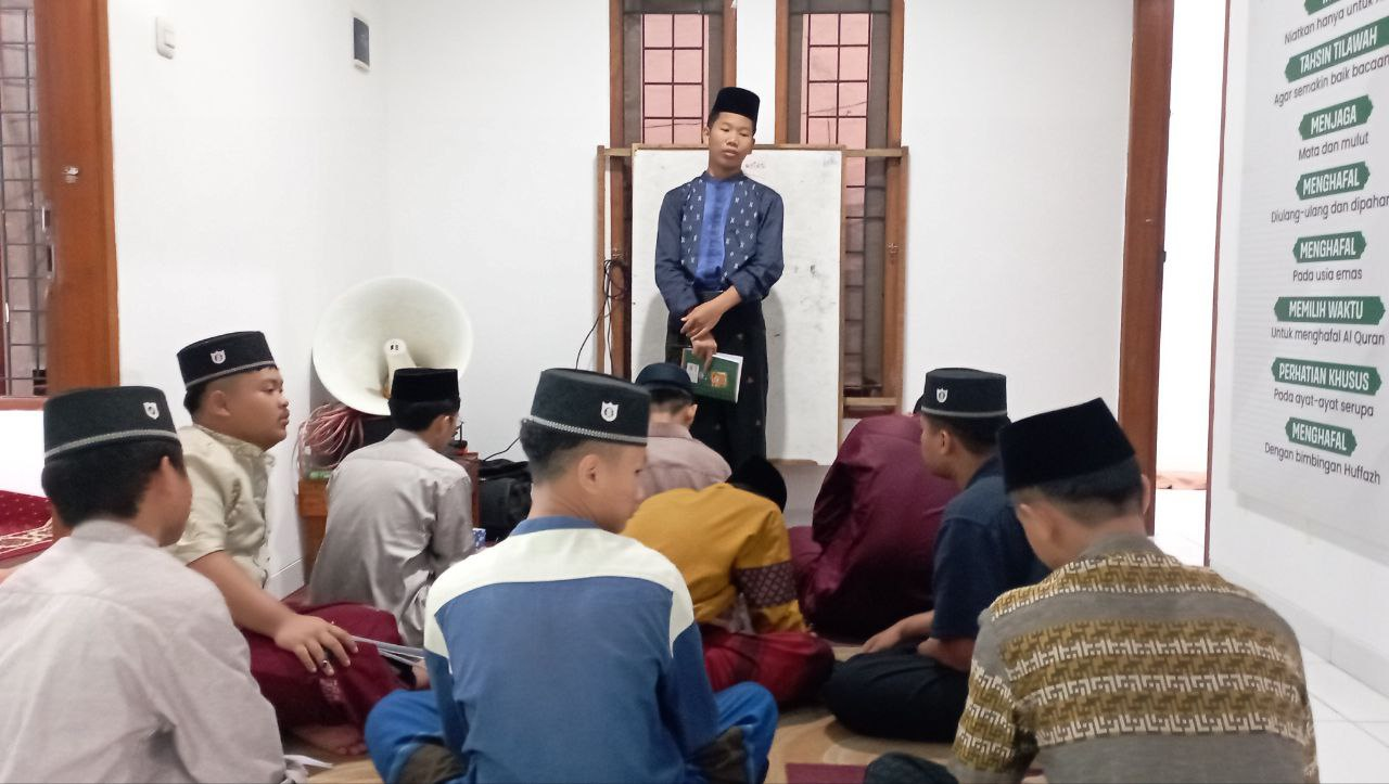 Produktivitas Anak-Anak Kelas XI LKSA Al Hilal 1, 2 dan 3 Produktivitas Anak-Anak Kelas XI LKSA Al Hilal 1, 2 dan 3