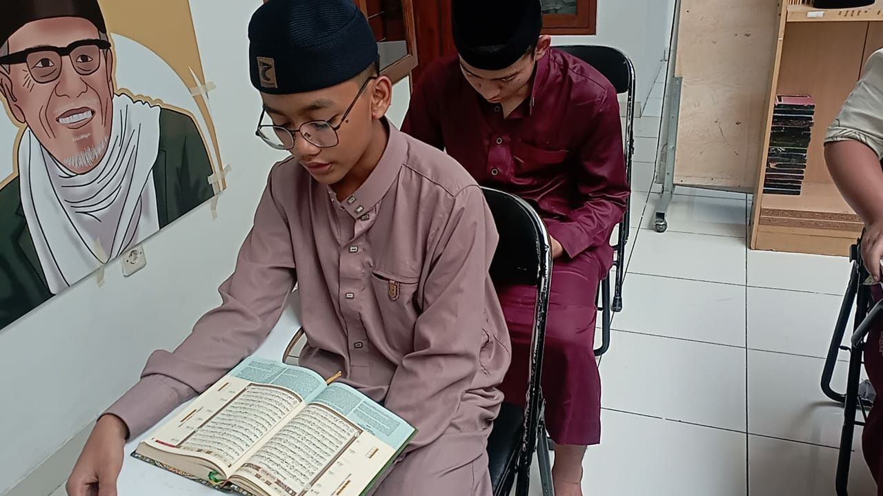 Produktivitas Anak-Anak Kelas XI LKSA Al Hilal 1, 2 dan 3 Produktivitas Anak-Anak Kelas XI LKSA Al Hilal 1, 2 dan 3