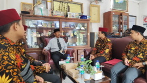 Silaturahmi dan Studi Banding ke Pondok Modern Darussalam Gontor
