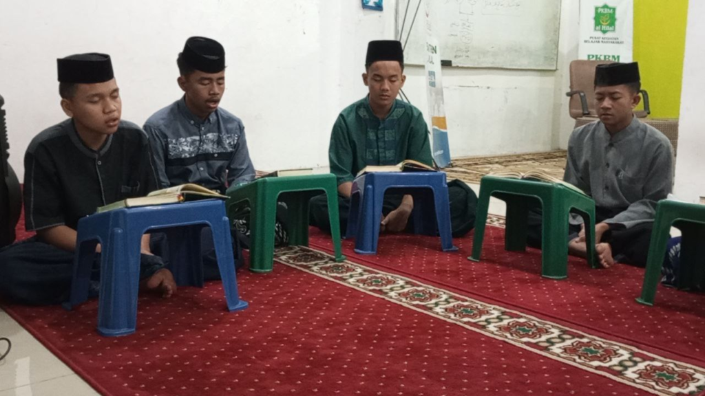 Mengawali Hari Setelah Perayaan HUT RI Inilah Kompilasi Kegiatan Belajar Mengajar Anak-Anak LKSA Al Hilal di Hari Senin
