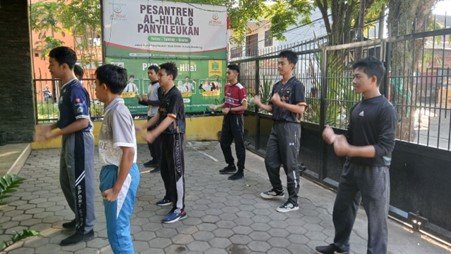 Mulai Hari dengan Semangat! Suasana Seru Senam Pagi Anak-Anak LKSA Al Hilal 2 Panyileukan