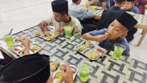 Terimakasih Orang Baik! Hidangan Buka Puasa Bersama Kembali Hadirkan Kebahagiaan Kepada Anak-Anak LKSA Al Hilal
