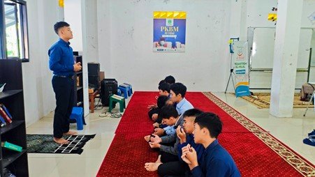 Anak-Anak LKSA Al Hilal 2 Panyileukan Istiqomah Laksanakan Salat Dhuha! Ternyata Ini loh Keutamaannya