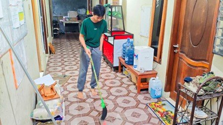 Tandzif, Bukti Cinta Anak-Anak Al Hilal kepada LKSA Tandzif, Bukti Cinta Anak-Anak Al Hilal kepada LKSA