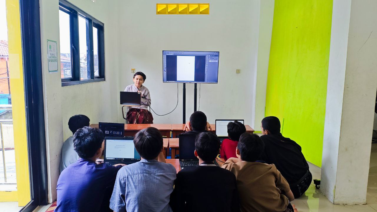 Seberapa Penting Asah Skill? Anak-Anak LKSA Al Hilal Kembali Belajar Software! Seberapa Penting Asah Skill? Anak-Anak LKSA Al Hilal Kembali Belajar Software!