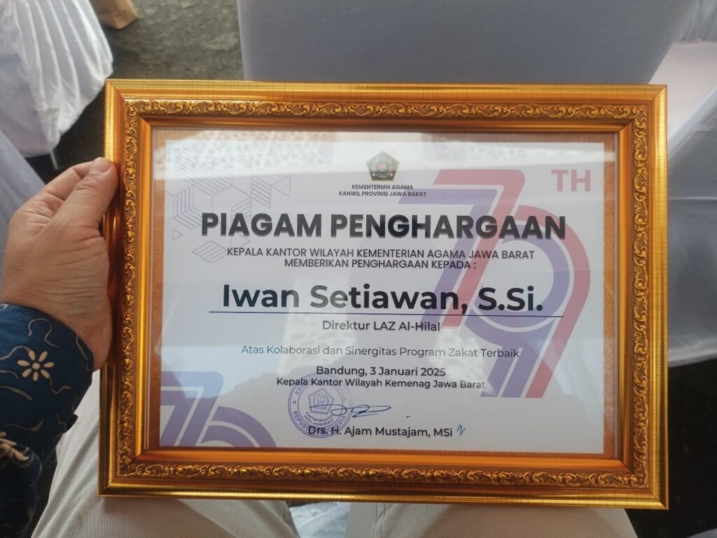 Barakallahu Fiik! Direktur LAZISWAF LKSA Al Hilal Raih Penghargaan dari Kemenag Jabar
